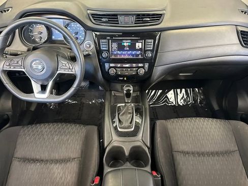 Used 2020 Nissan Rogue SV AWD/4WD image 15