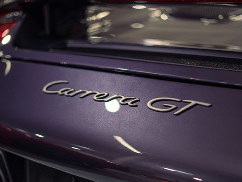 Used 2005 Porsche Carrera GT RWD image 28