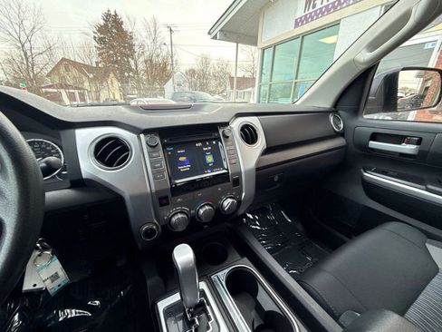 Used 2016 Toyota Tundra SR5 w/ SR5 Upgrade Package image 24