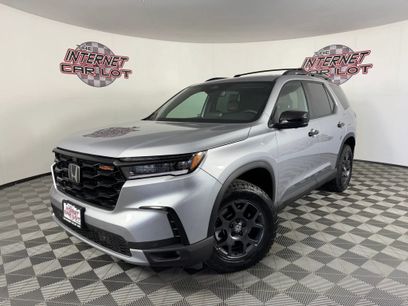 Used 2025 Honda Pilot TrailSport