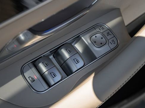 Used 2026 Mercedes-Benz GLE 53 AMG 4MATIC image 48