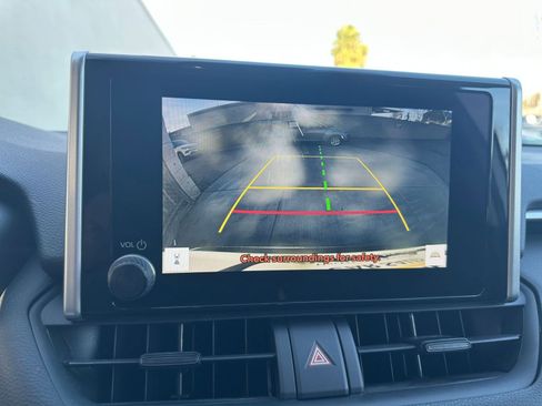 Used 2025 Toyota RAV4 XLE w/ Convenience Package image 25