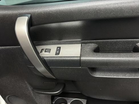 Used 2011 Chevrolet Silverado 1500 LT w/ All-Star Edition AWD/4WD image 16