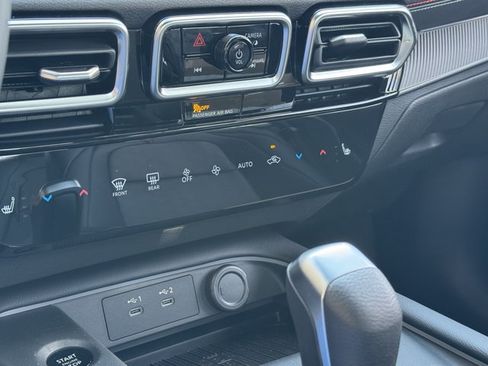 New 2026 Nissan Sentra SR w/ SR Premium Package FWD image 15