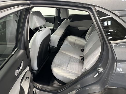 Certified 2023 Hyundai Kona SEL w/ Convenience Package image 23