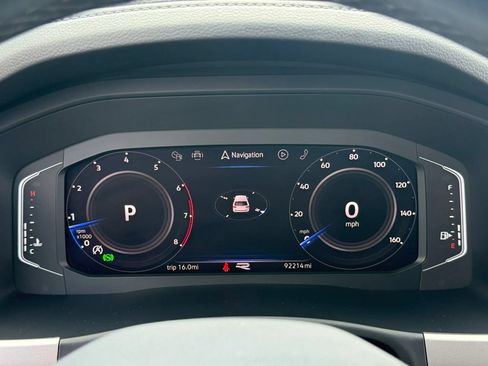 Used 2022 Volkswagen Atlas SEL Premium AWD/4WD image 17