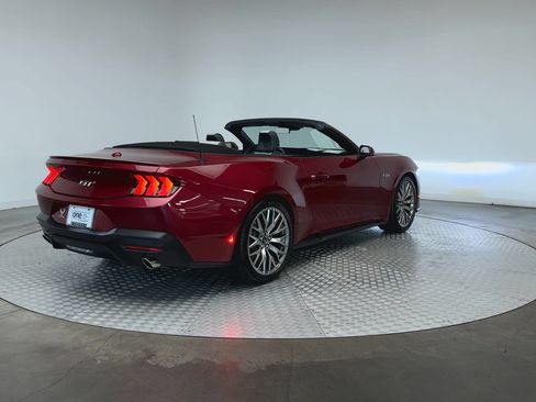 Used 2025 Ford Mustang GT Premium RWD image 8