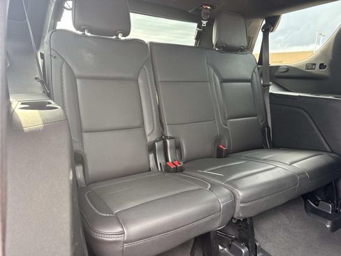 Used 2023 GMC Yukon Denali AWD/4WD image 11