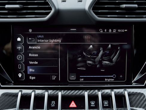 Used 2024 Lamborghini Urus Performante image 91