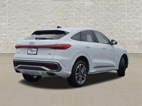 New 2026 Audi Q5 Premium AWD/4WD image 7