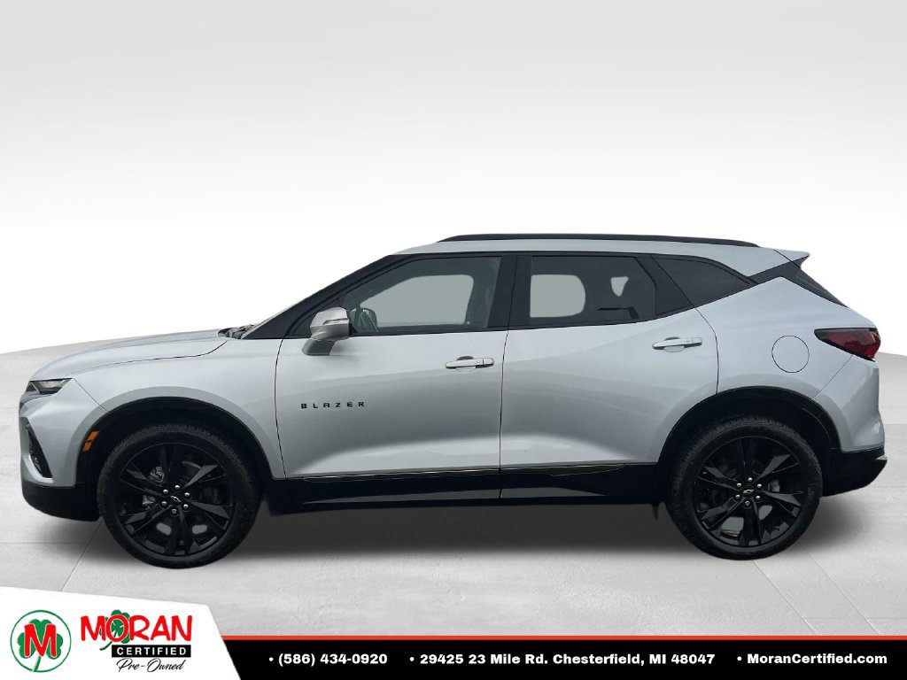 Used 2022 Chevrolet Blazer RS w/ Enhanced Convenience Package AWD/4WD image 2