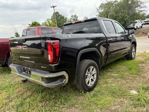 Used 2025 GMC Sierra 1500 SLT AWD/4WD image 8