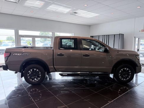Used 2021 Nissan Titan PRO-4X w/ Pro-4x Utility Package AWD/4WD image 21