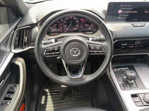 Certified 2025 MAZDA CX-70 3.3 Turbo S w/ Premium Package AWD/4WD image 15