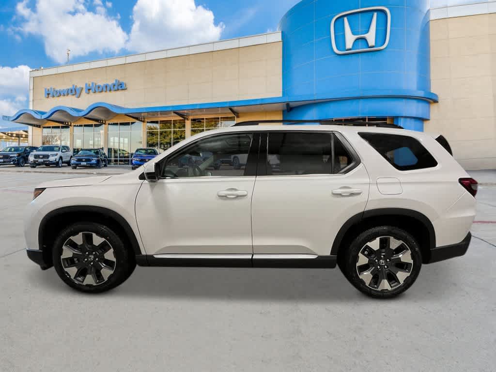 New 2026 Honda Pilot Touring image 2