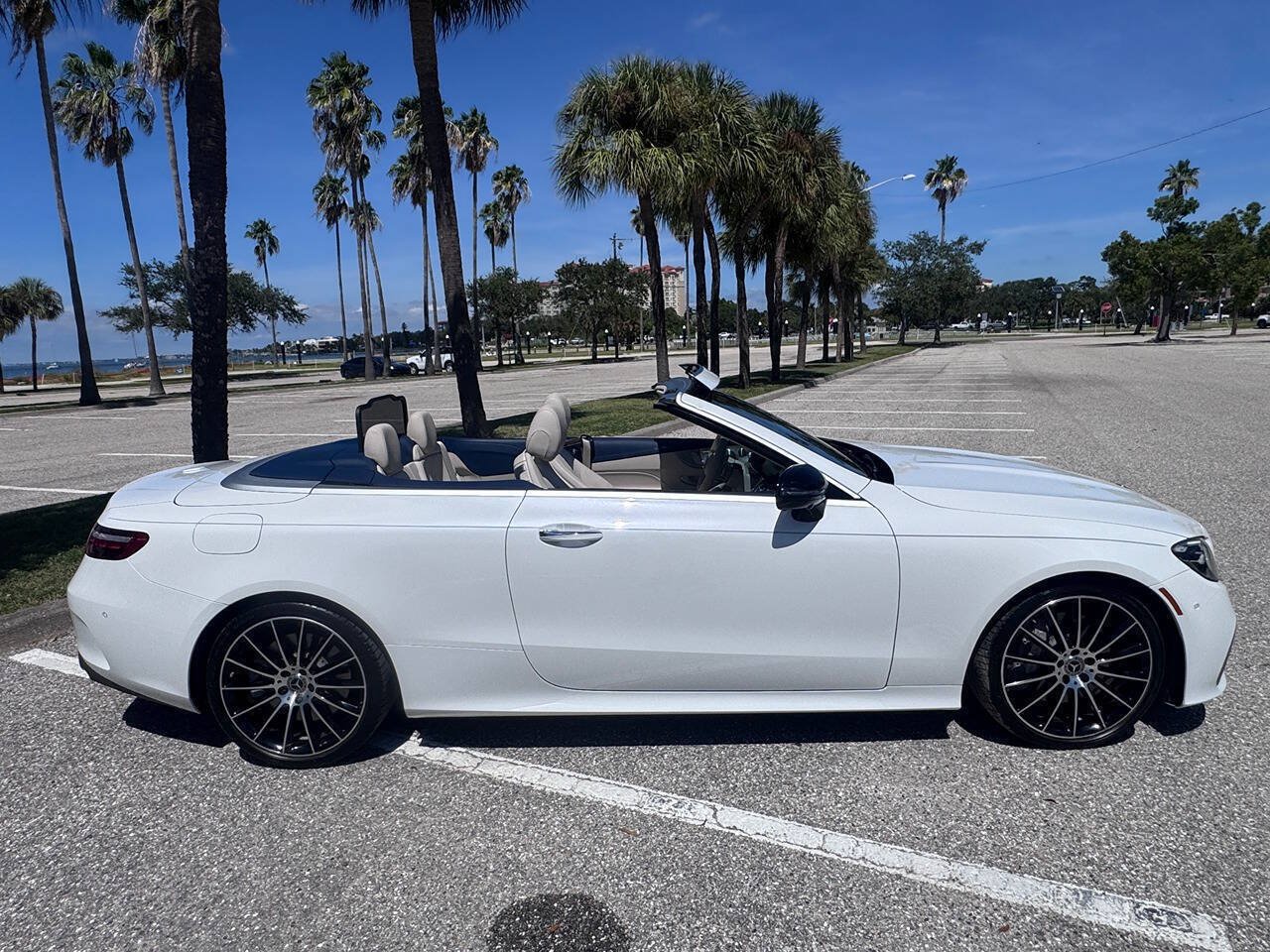 Used 2022 Mercedes-Benz E 450 Cabriolet image 17