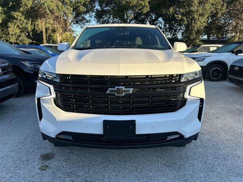 Used 2024 Chevrolet Suburban RST image 6