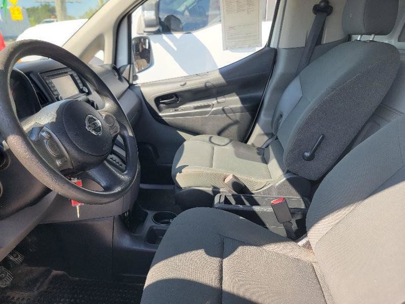 Used 2015 Nissan NV200 SV w/ Technology Package FWD image 9