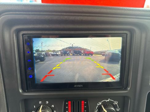 Used 2005 GMC Sierra 1500 SLE w/ Light Duty Power Package image 17