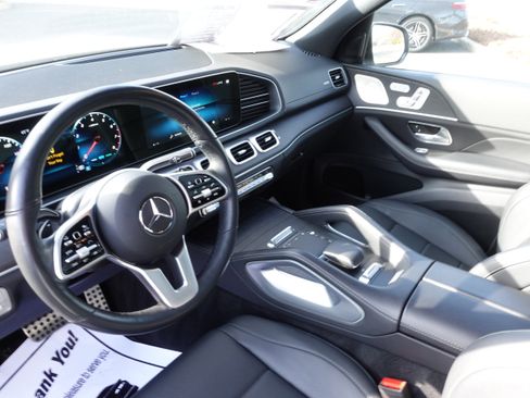 Certified 2022 Mercedes-Benz GLS 450 GLS 450 4MATIC SUV image 9