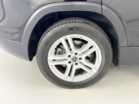 Used 2023 Mercedes-Benz GLB 250 image 32