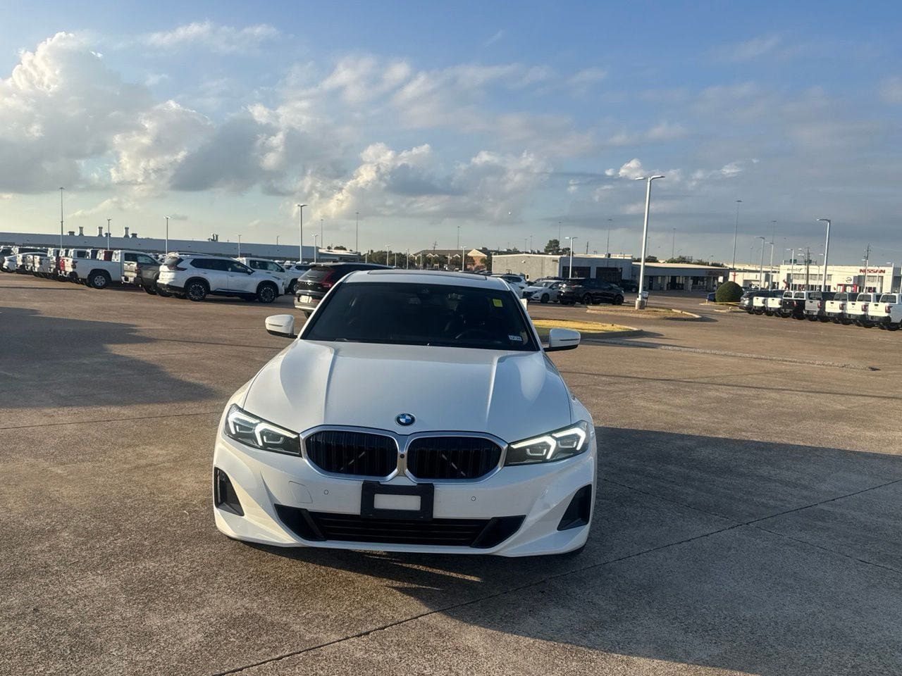 Used 2023 BMW 330i Sedan w/ Premium Package RWD image 6