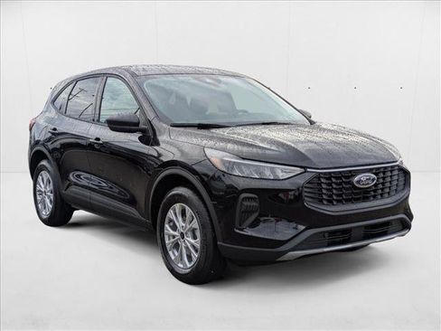 New 2025 Ford Escape Active w/ Cold Weather Package image 7