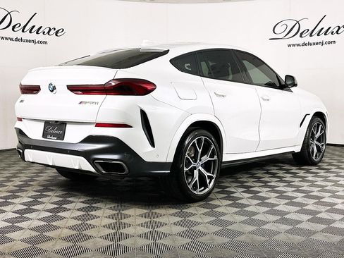 Used 2021 BMW X6 M50i AWD/4WD image 6