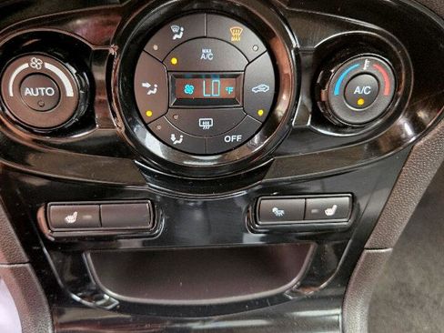 Used 2016 Ford Fiesta Titanium image 20