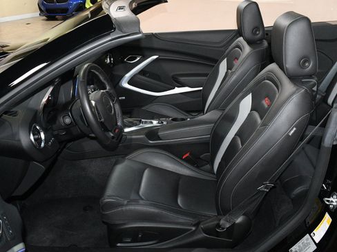 Used 2021 Chevrolet Camaro SS RWD image 49