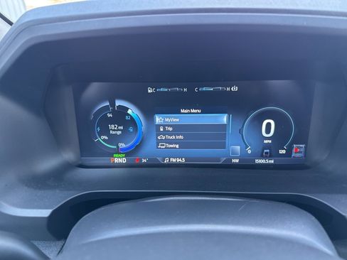 Used 2024 Ford F150 Lightning Lariat image 12