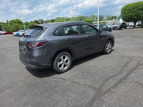 Certified 2023 Honda HR-V LX image 7
