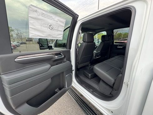 New 2026 Chevrolet Silverado 2500 LTZ w/ Trail Boss Package AWD/4WD image 18