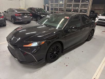 Used 2025 Toyota Camry SE w/ Convenience Package