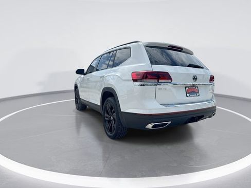 Used 2023 Volkswagen Atlas SE w/ Panoramic Sunroof Package FWD image 8