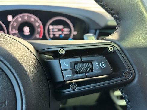 Certified 2025 Porsche Cayenne image 16