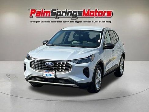 New 2025 Ford Escape Active image 3
