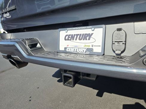New 2026 RAM 1500 Laramie AWD/4WD image 15