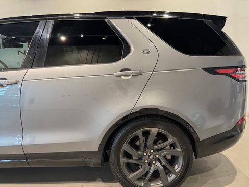 Used 2020 Land Rover Discovery HSE Luxury AWD/4WD image 4
