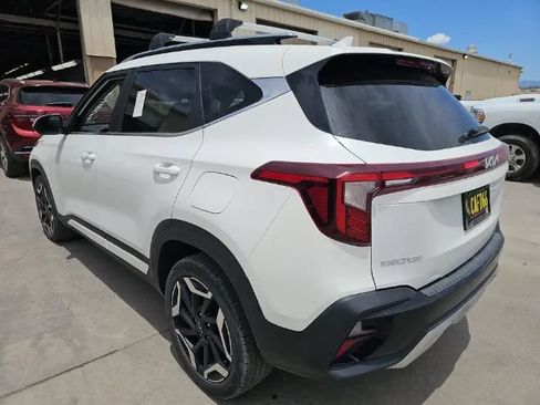 Used 2024 Kia Seltos SX AWD/4WD image 3