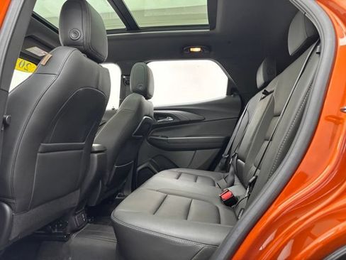 Used 2023 Chevrolet TrailBlazer ACTIV w/ Sun and Liftgate Package AWD/4WD image 41