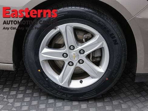 Used 2022 Chevrolet Malibu LS w/ Driver Confidence Package II FWD image 31