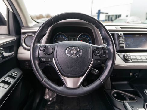 Used 2017 Toyota RAV4 XLE image 21