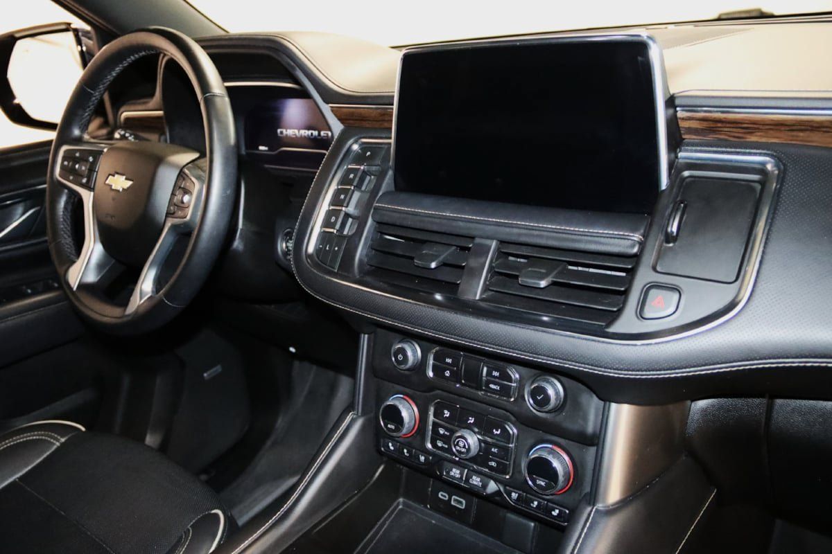 Used 2023 Chevrolet Tahoe Premier AWD/4WD image 57