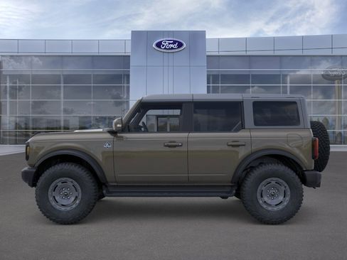 New 2025 Ford Bronco Outer Banks w/ Sasquatch Package AWD/4WD image 3
