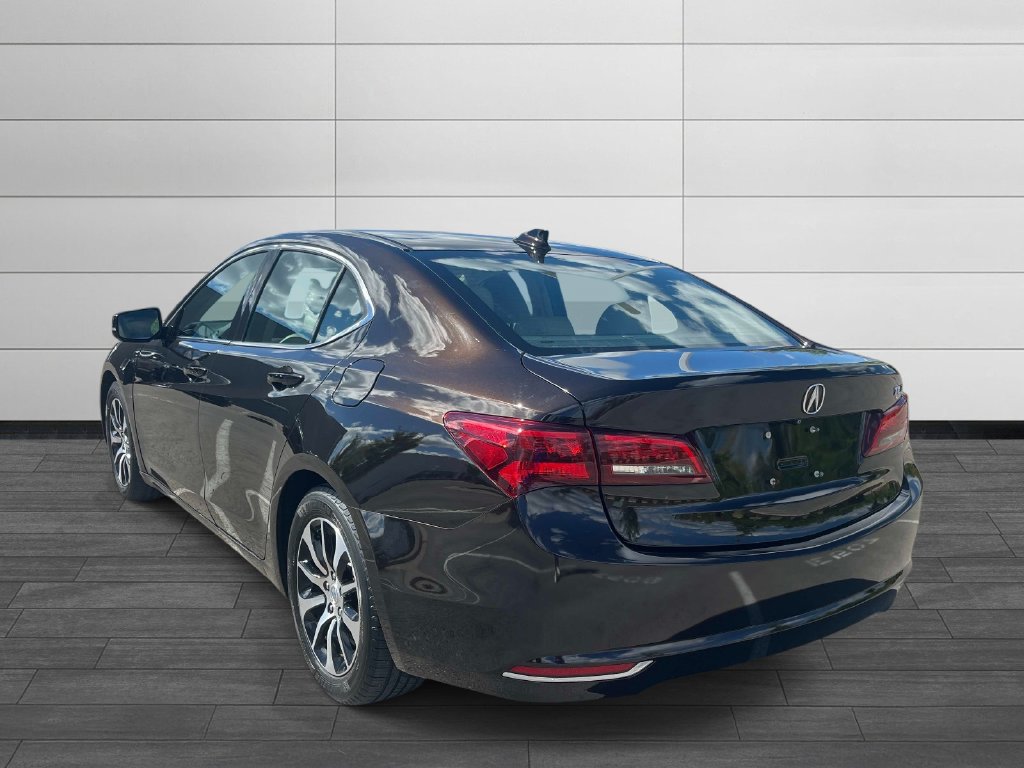 Used 2015 Acura TLX w/ Technology Package FWD image 3