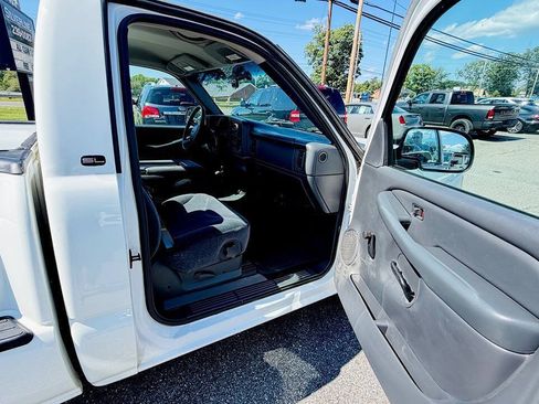 Used 2000 GMC Sierra 1500 SL RWD image 9