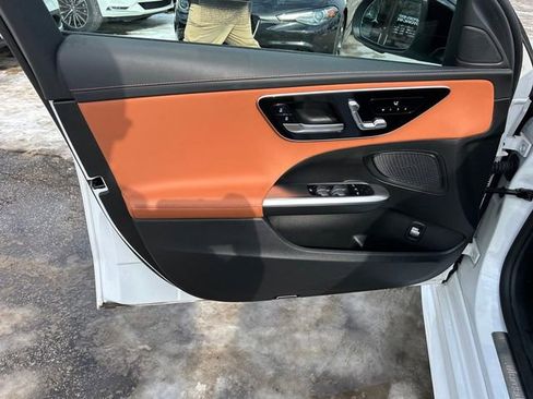 Used 2024 Mercedes-Benz C 300 C 300 image 10