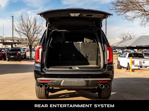 Used 2021 GMC Yukon Denali w/ Denali Ultimate Package image 8