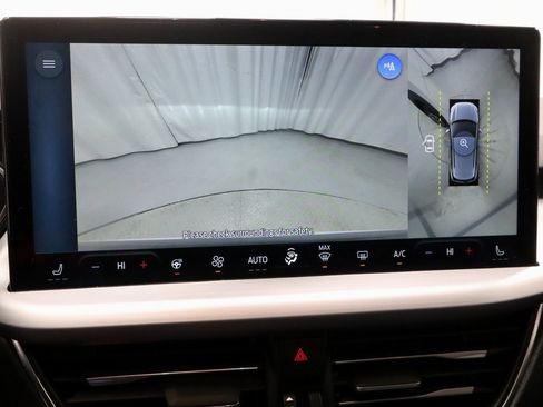 Certified 2024 Ford Escape SE w/ PHEV Premium Package image 2